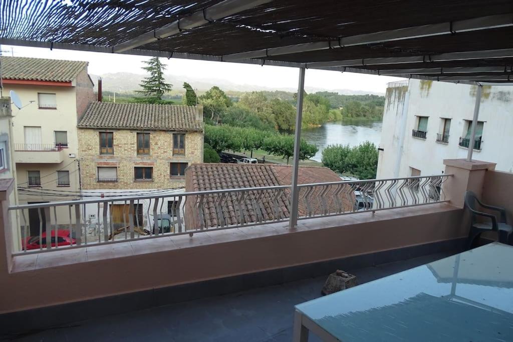 Casa Acogedora Con Barbacoa Vila Miravet Exterior foto