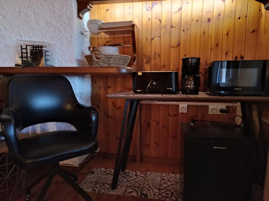 Casa Acogedora Con Barbacoa Vila Miravet Exterior foto